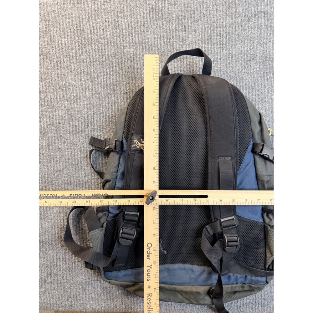 Arc'teryx Volt Backpack Vintage Grey Blue Hiking Daypack Made in Korea SKU 31 - Picture 9 of 13